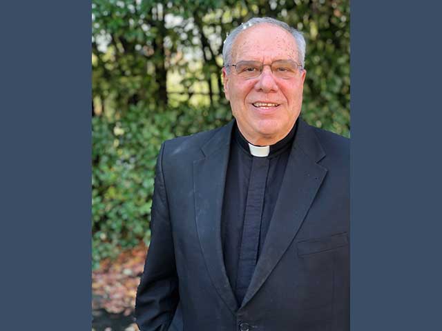 Father Bob Cilinski2 640x480