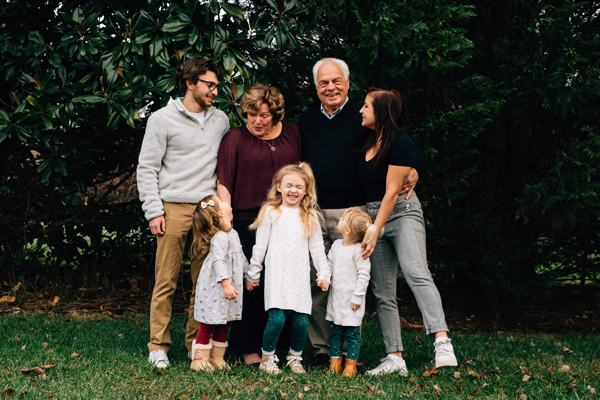 TusaRebeccaandSteve-FamilyandFriends-6-600-400px
TusaRebeccaandSteve-FamilyandFriends-6-600-400px